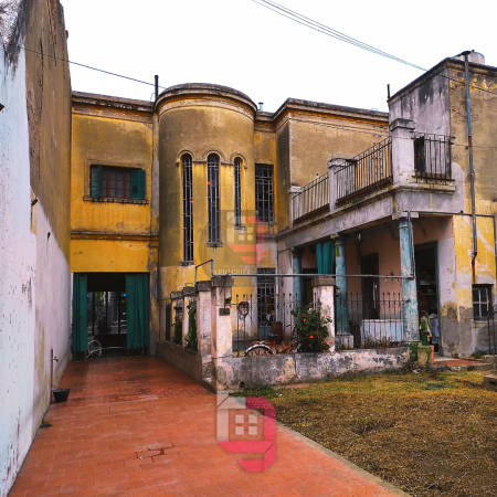 Casa centrica en venta