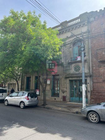 Casa centrica en venta